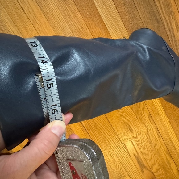 Extremely RARE Navy Blue Vintage Flat Boots! - Picture 5 of 5